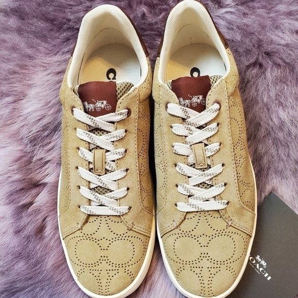 COACH Clip Low Top Sneakers sz 7 signature leather - Picture 2 of 7